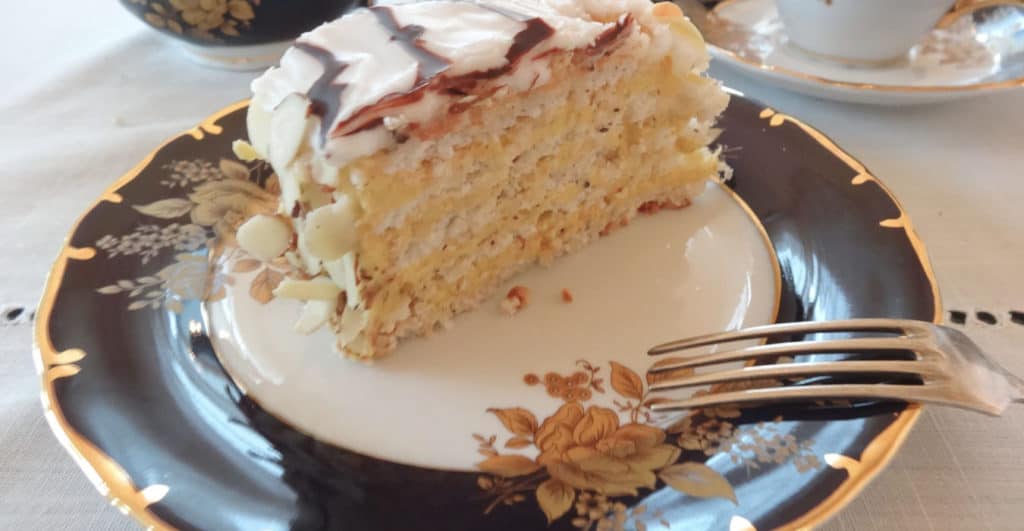 Esterhazy cake feature 700 1 1