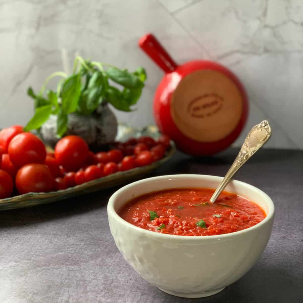 Sugo Di Pomodoro – Quick and Simple Tomato Sauce