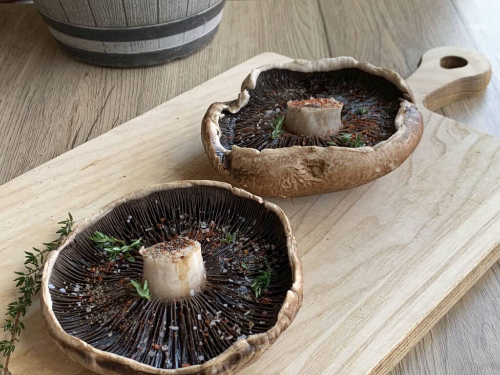 Mushrooms with thyme leaves.